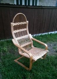 Плетене крісло качалка пружинне з лози і бука