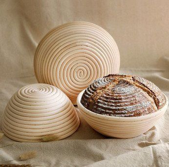 Расстоечная корзинка форма из ротанга на 1,5 кг круг, (д25см) c чехлом из льна